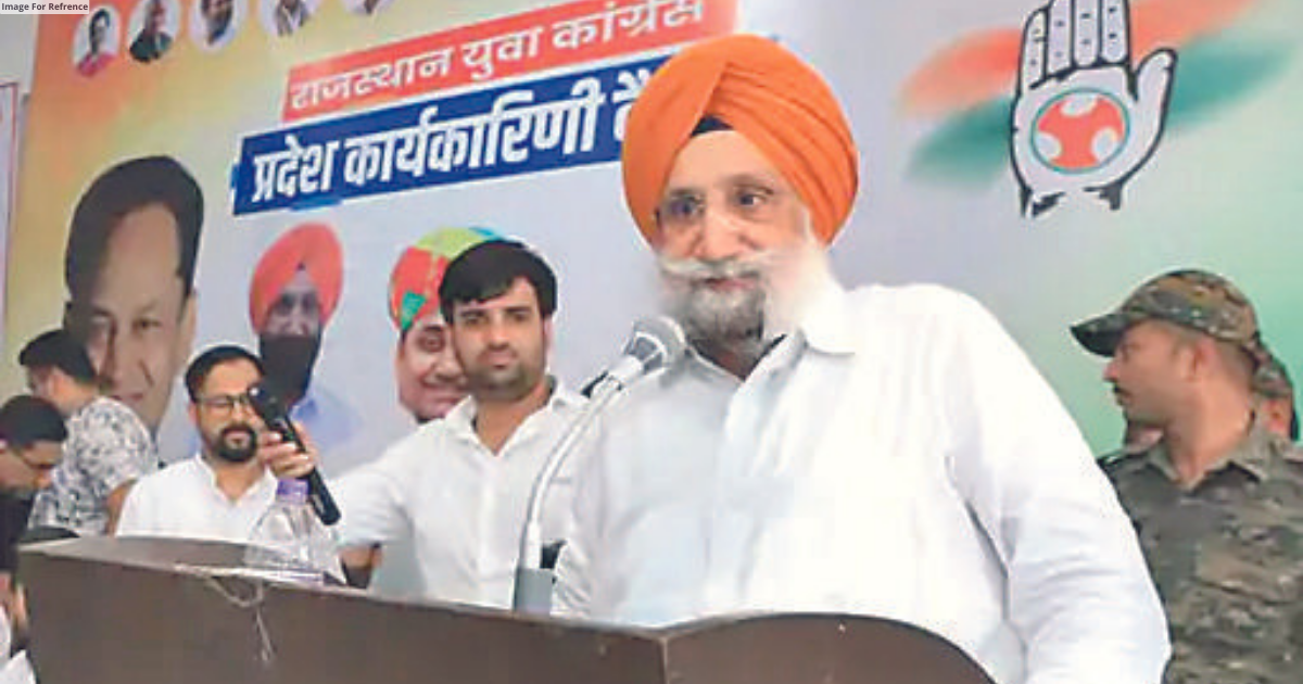 If big leaders will keep all posts in family, where will workers go, asks Randhawa